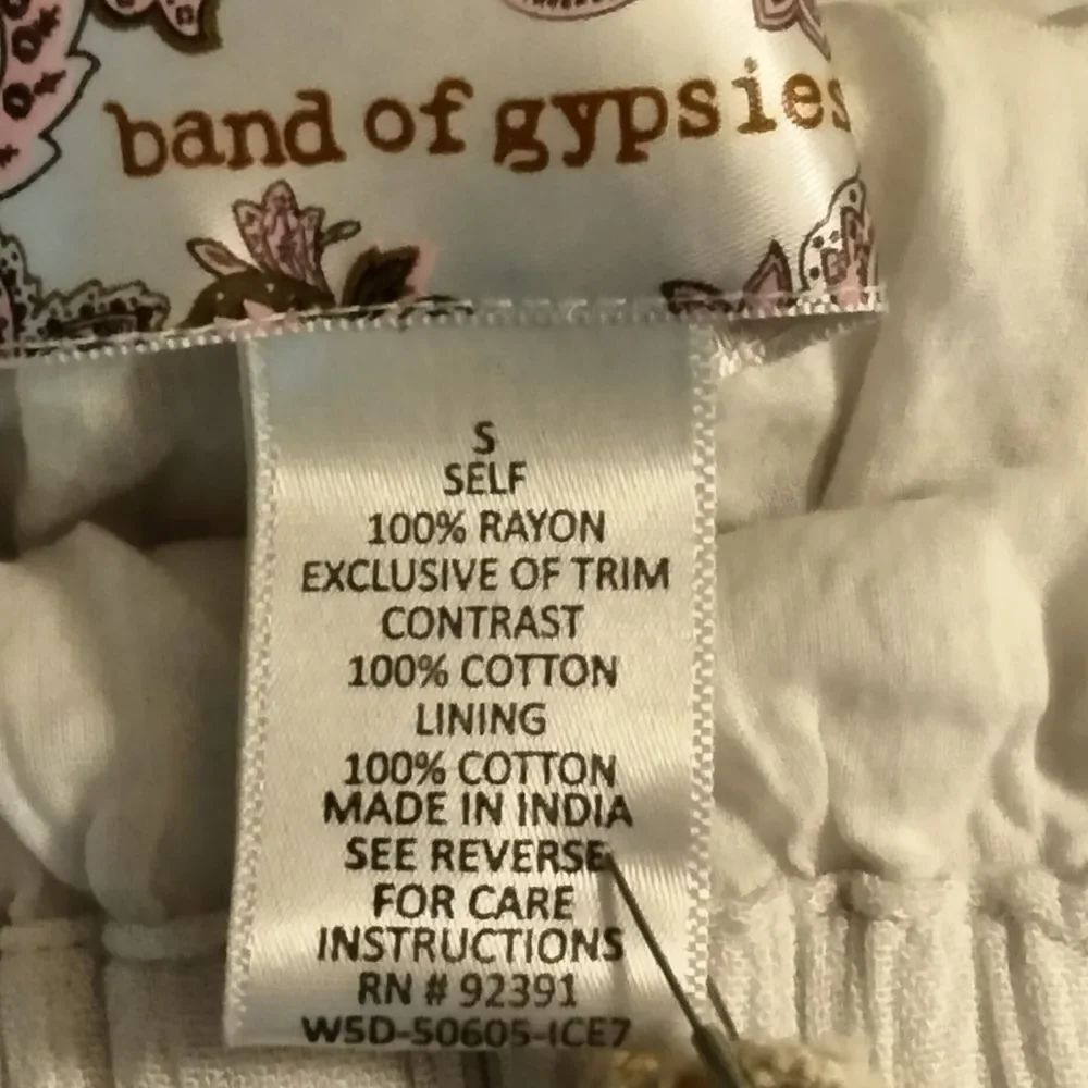 Band Of Gypsie - Woman's Shorts - Picture 6 of 9
